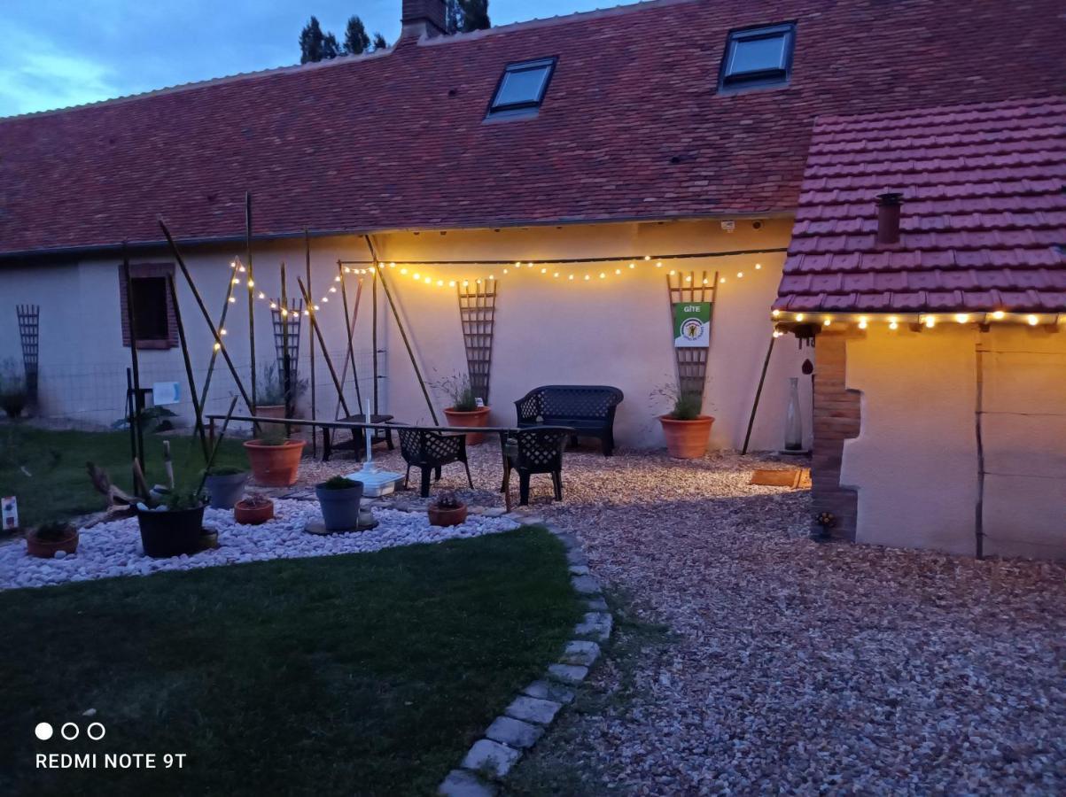 Villa classé 1h30 Paris jusqu'à 6 personnes SPA intérieur et extérieur pleine campagne Ladon Exterior foto
